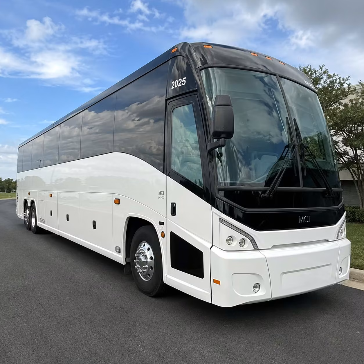 long distance concert bus rentals from corpus christi to san antonio austin beyond